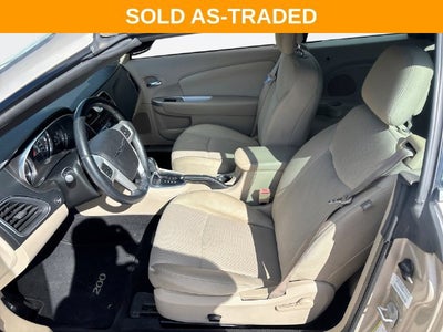 2013 Chrysler 200 Touring