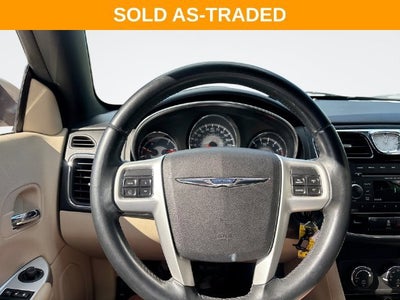 2013 Chrysler 200 Touring