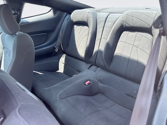 2021 Ford Mustang EcoBoost