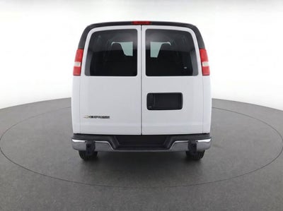 2025 Chevrolet Express Cargo WT