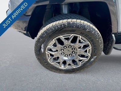 2024 GMC HUMMER EV SUV 3X