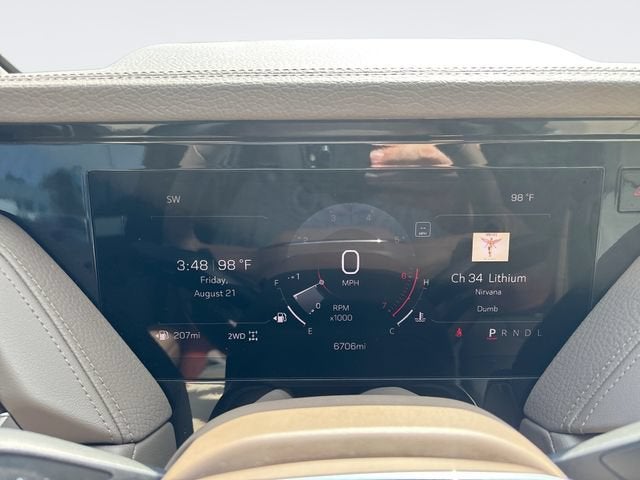 2025 GMC Yukon Denali