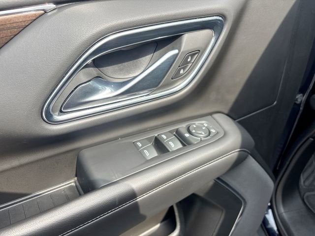 2023 GMC Yukon XL SLE