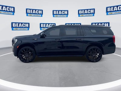 2023 GMC Yukon XL SLE
