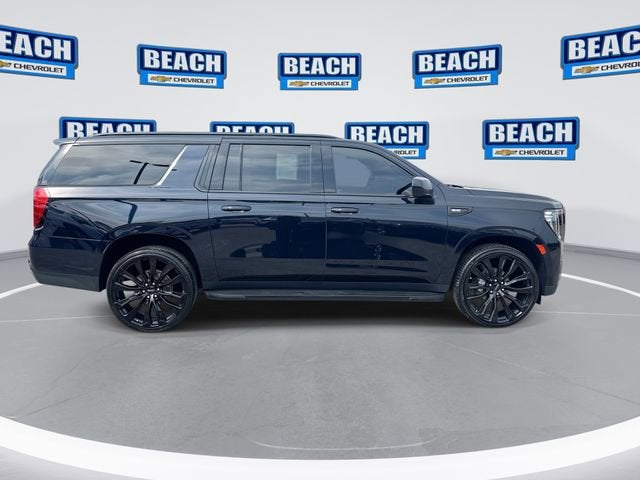 2023 GMC Yukon XL SLE