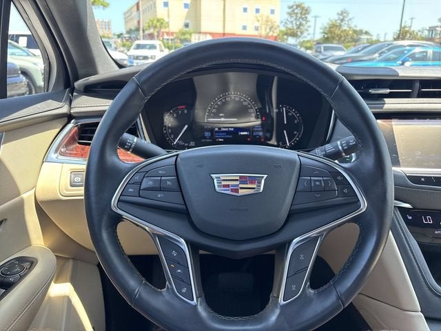 2019 Cadillac XT5 Luxury AWD