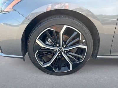 2025 Nissan Altima SR