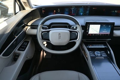 2025 Lincoln Nautilus Premiere