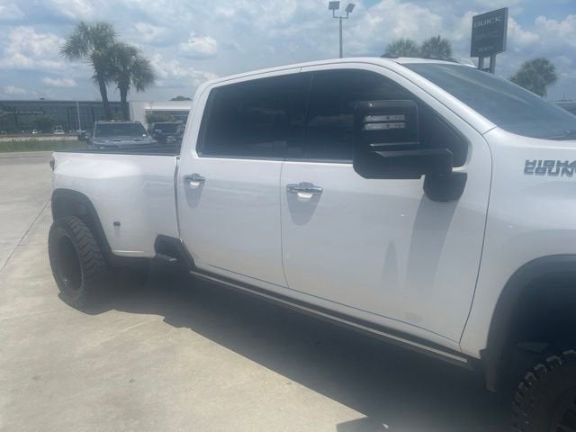 2022 Chevrolet Silverado 3500 HD High Country DRW