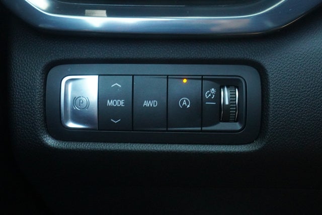 2024 GMC Acadia AT4