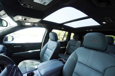 2024 GMC Acadia AT4