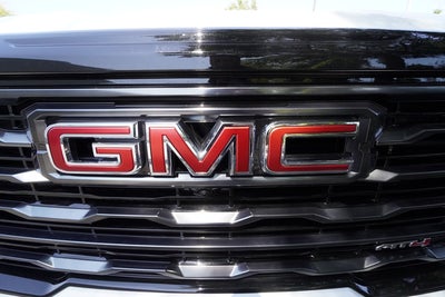 2024 GMC Acadia AT4