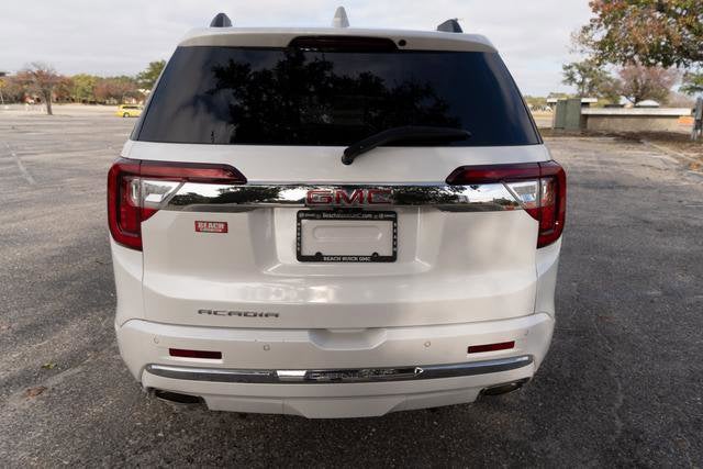 2022 GMC Acadia Denali