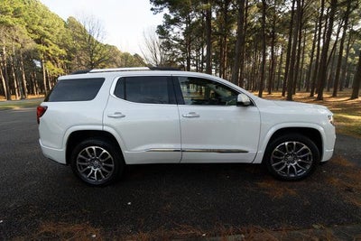 2022 GMC Acadia Denali