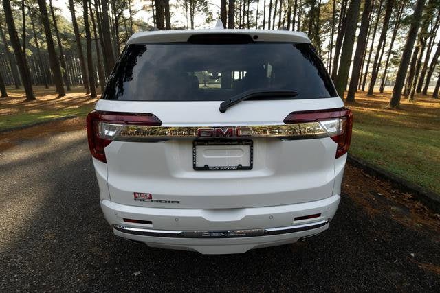 2022 GMC Acadia Denali