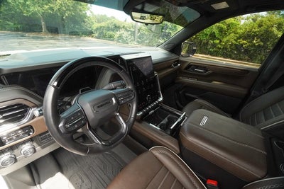 2025 GMC Yukon Denali Ultimate