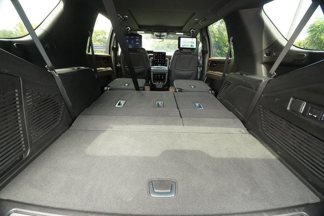 2025 GMC Yukon Denali Ultimate