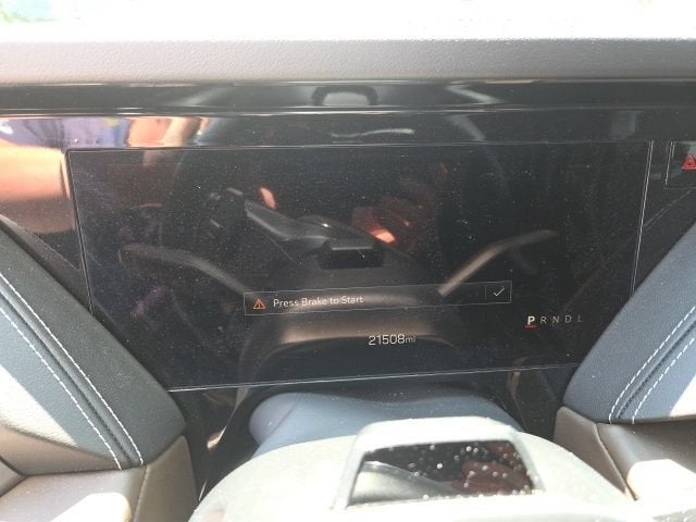 2025 GMC Yukon Denali Ultimate