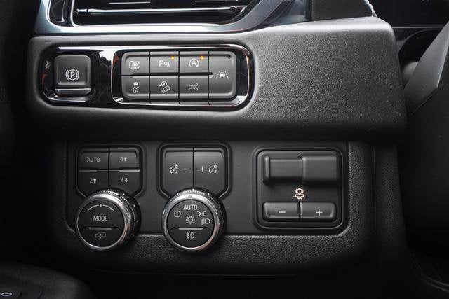 2025 GMC Yukon AT4 Ultimate