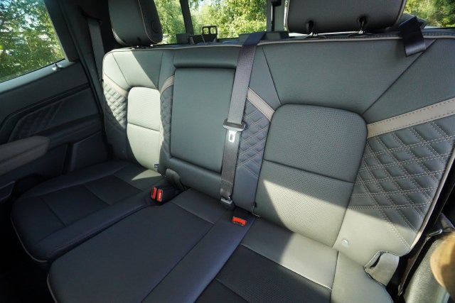 2024 GMC Canyon Denali