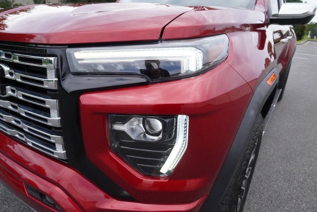 2023 GMC Canyon 4WD Denali
