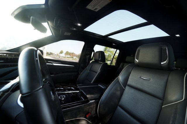 2025 Cadillac Escalade ESV Sport
