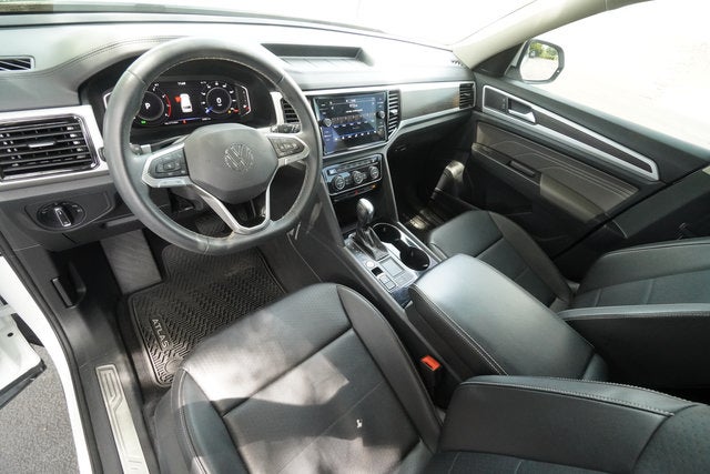 2022 Volkswagen Atlas 3.6L V6 SE w/Technology