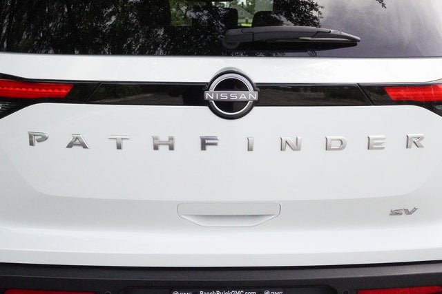 2024 Nissan Pathfinder SV
