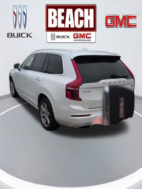 2021 Volvo XC90 Momentum