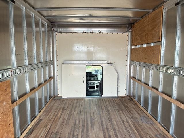 2021 Ford E-350SD Base Cutaway