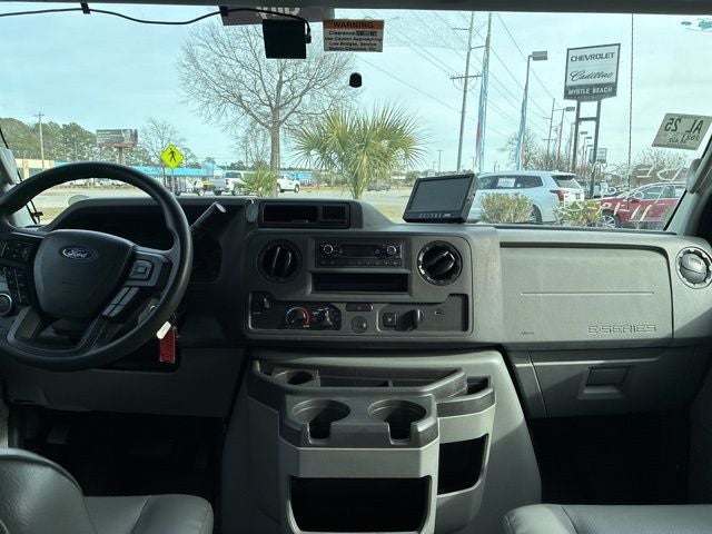 2021 Ford E-350SD Base Cutaway