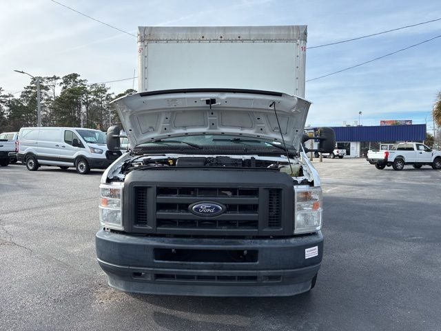 2021 Ford E-350SD Base Cutaway
