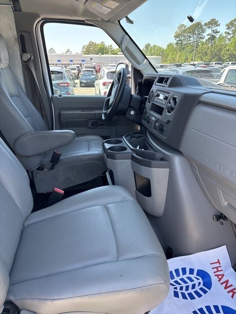 2024 Ford E-350SD Base Cutaway