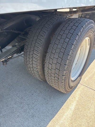 2024 Ford E-350SD Base Cutaway