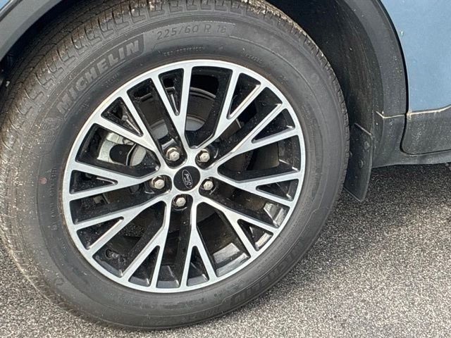 2024 Ford Escape Plug-In Hybrid Base