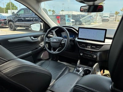 2025 Ford Escape Plug-In Hybrid Base
