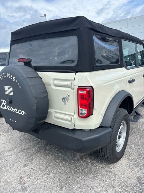2025 Ford Bronco Base