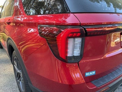 2025 Ford Explorer ST