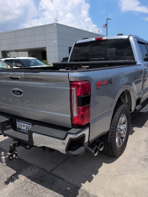 2023 Ford F-350SD Lariat