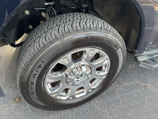 2022 Ford F-350SD Lariat