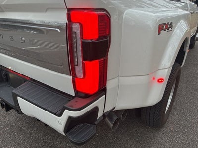 2024 Ford F-350SD Limited DRW