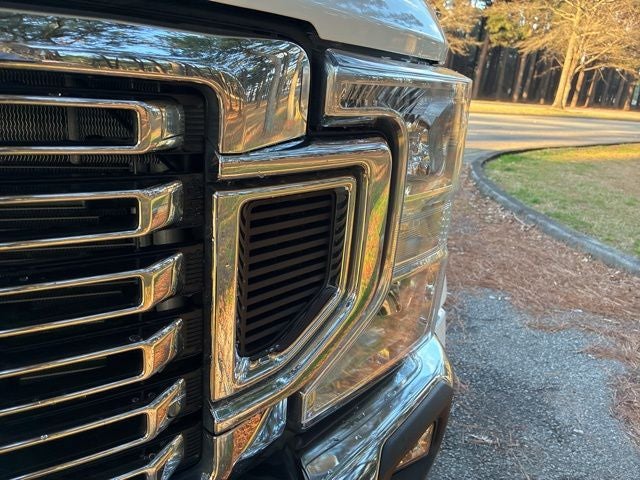 2022 Ford F-450SD Lariat DRW