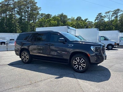 2023 GMC Yukon XL AT4