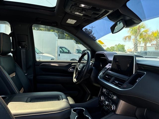 2023 GMC Yukon XL AT4