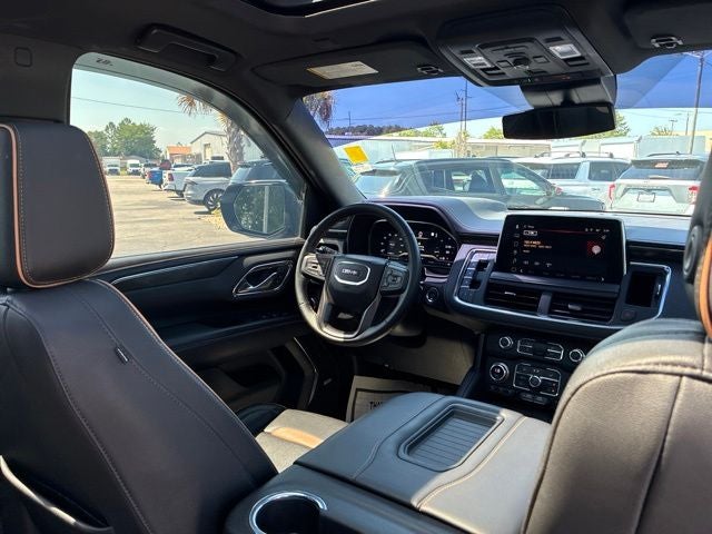 2023 GMC Yukon XL AT4