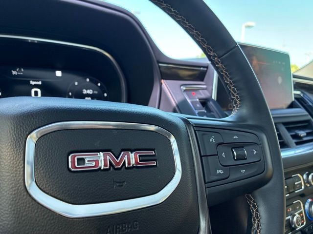 2023 GMC Yukon XL AT4
