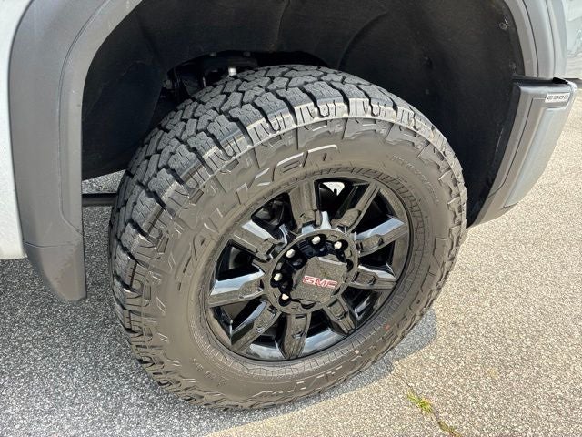 2025 GMC Sierra 2500HD AT4
