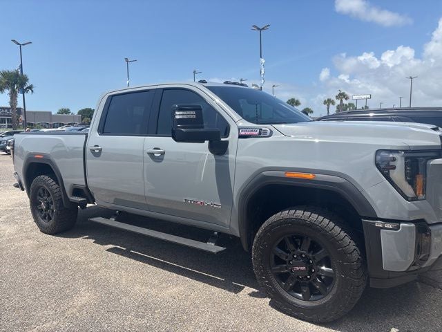 2025 GMC Sierra 2500HD AT4