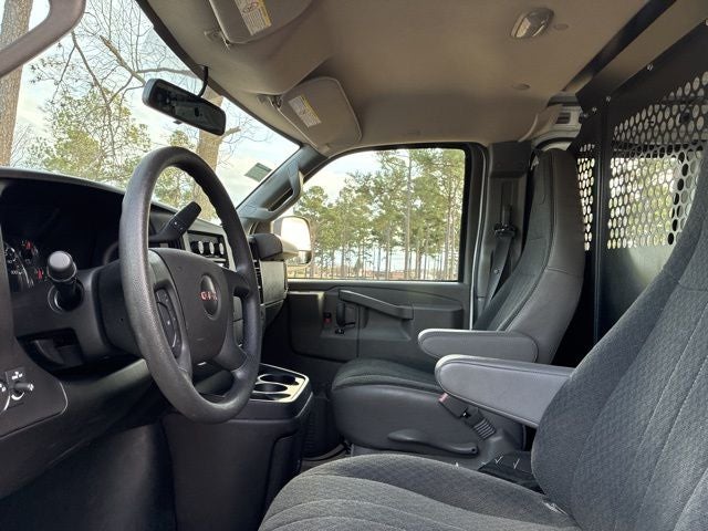 2024 GMC Savana 2500 Work Van