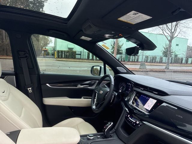 2025 Cadillac XT6 Sport